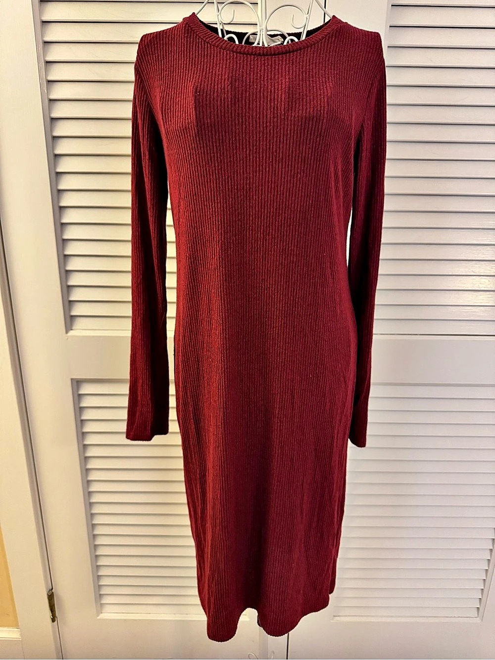 Hello Miz Ribbed Midi Dress in Red Size Large Like New